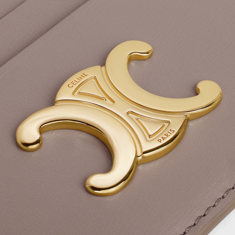 KARTENETUI TRIOMPHE AUS gl&auml;nzendem Kalbsleder - PEBBLE - M&Uuml;NZ- UND KARTENETUIS - 1 | CELINE