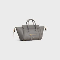 LUGGAGE粒面牛皮革小號手袋 - 淺石墨色 - LUGGAGE - 2 | CELINE