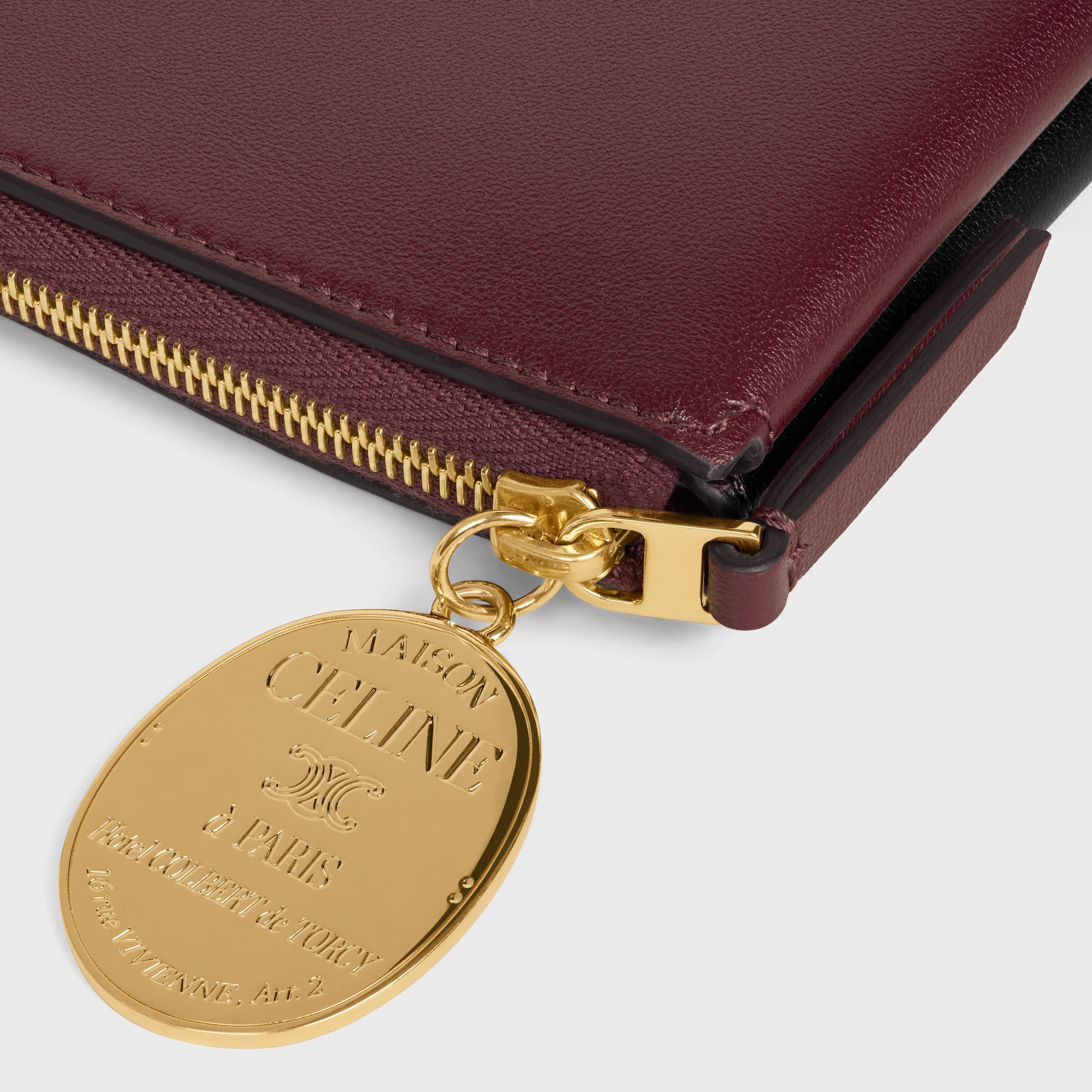 DUO POUCH IN LAMBSKIN - SYRAH / BLACK | CELINE