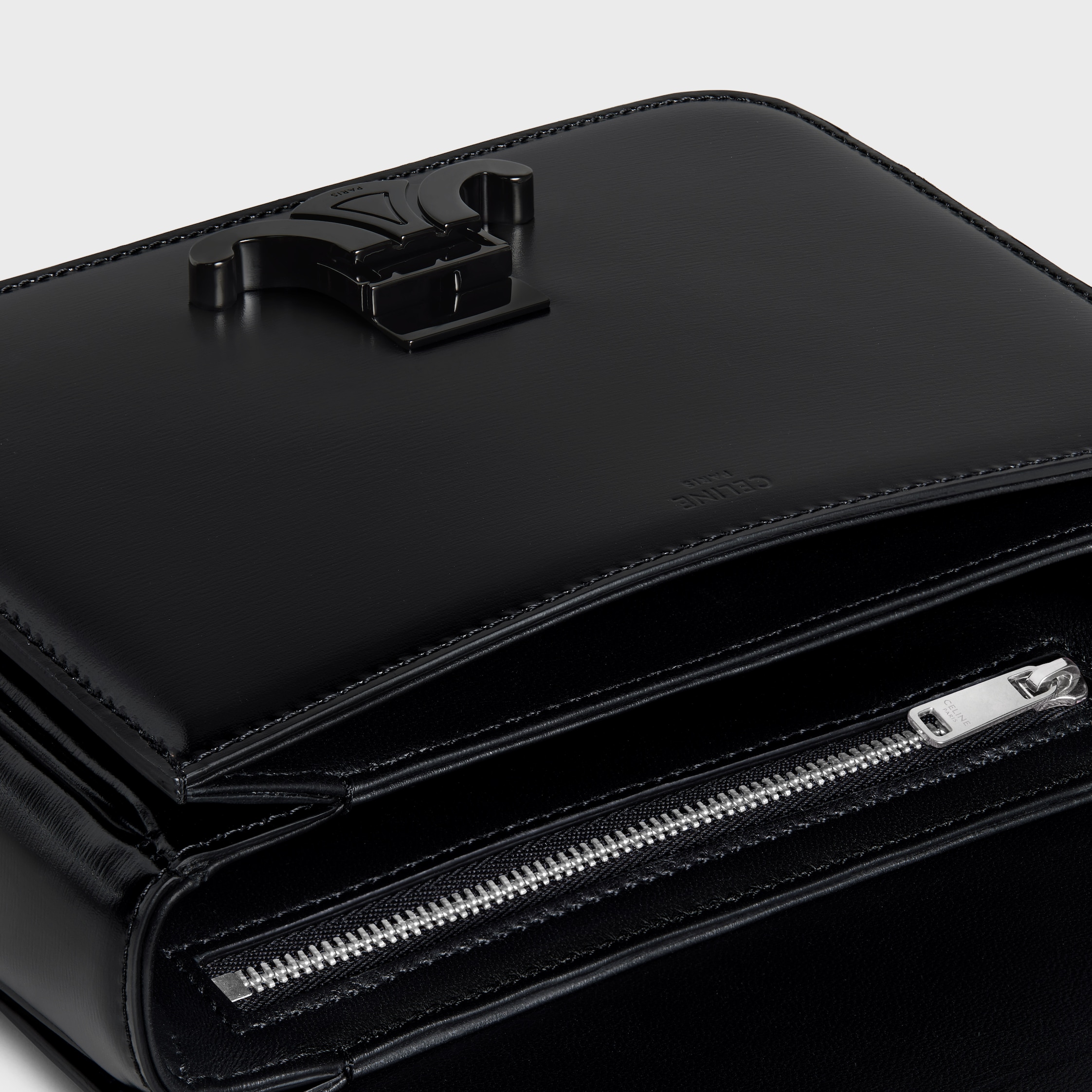 ティーン トリオンフ バッグ / シャイニーカーフスキン - ブラック