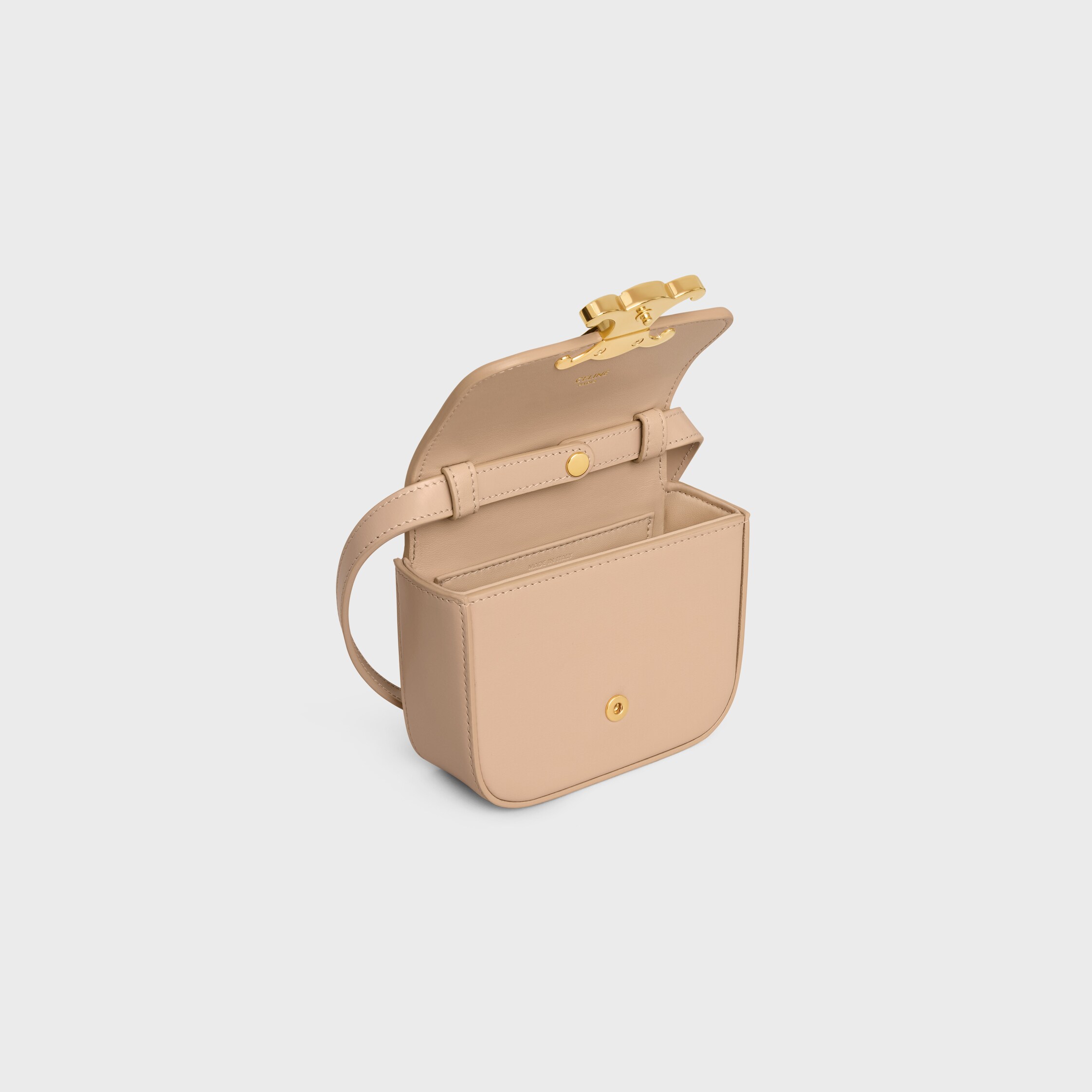 気品を纏う*CELINE*ミニクロード シャイニーカーフスキン*優雅さ CELINE ミニ クロード / シャイニーカーフスキン ブラック