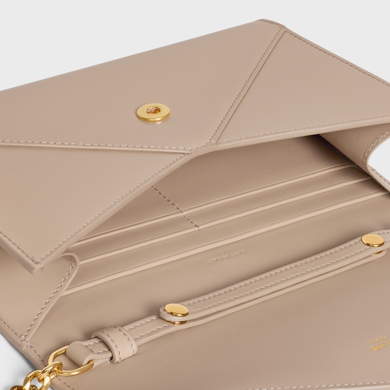 ENVELOPE WALLET ON CHAIN IN Shiny calfskin - SAFARI - MORE LINES - 1 | CELINE