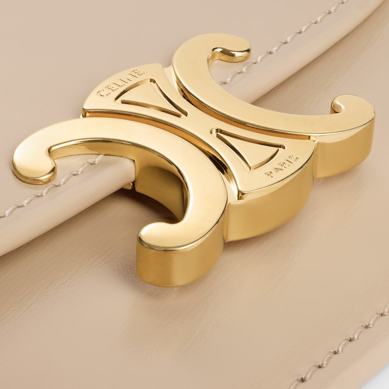 CARD HOLDER WITH FLAP TRIOMPHE IN Shiny calfskin - DEEP IVORY - NEW - 1 | CELINE