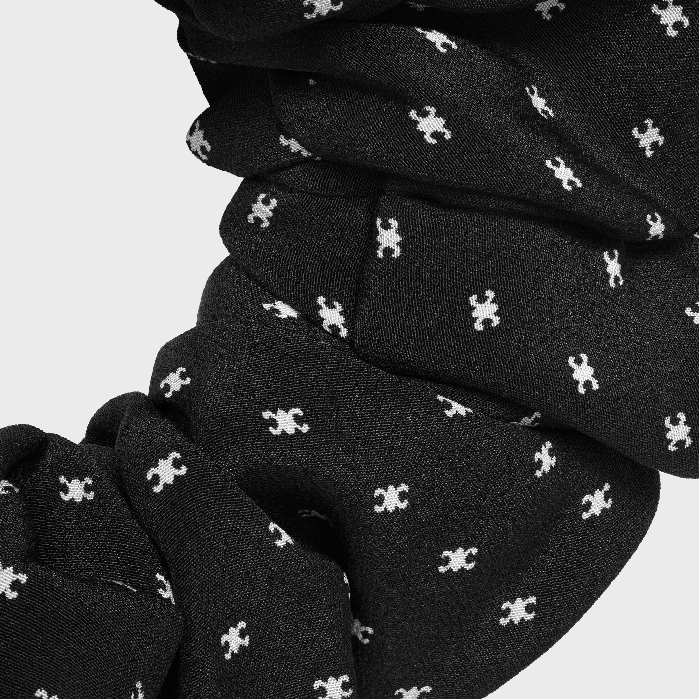 CELINE マイクロ トリオンフ シュシュ / シルク＆ゴールドフィニッシュ