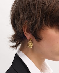 TRIOMPHE MEDAL EARRINGS IN BRASS WITH GOLD FINISH - GOLD - GIFTS FOR HER - 2 | CELINE
