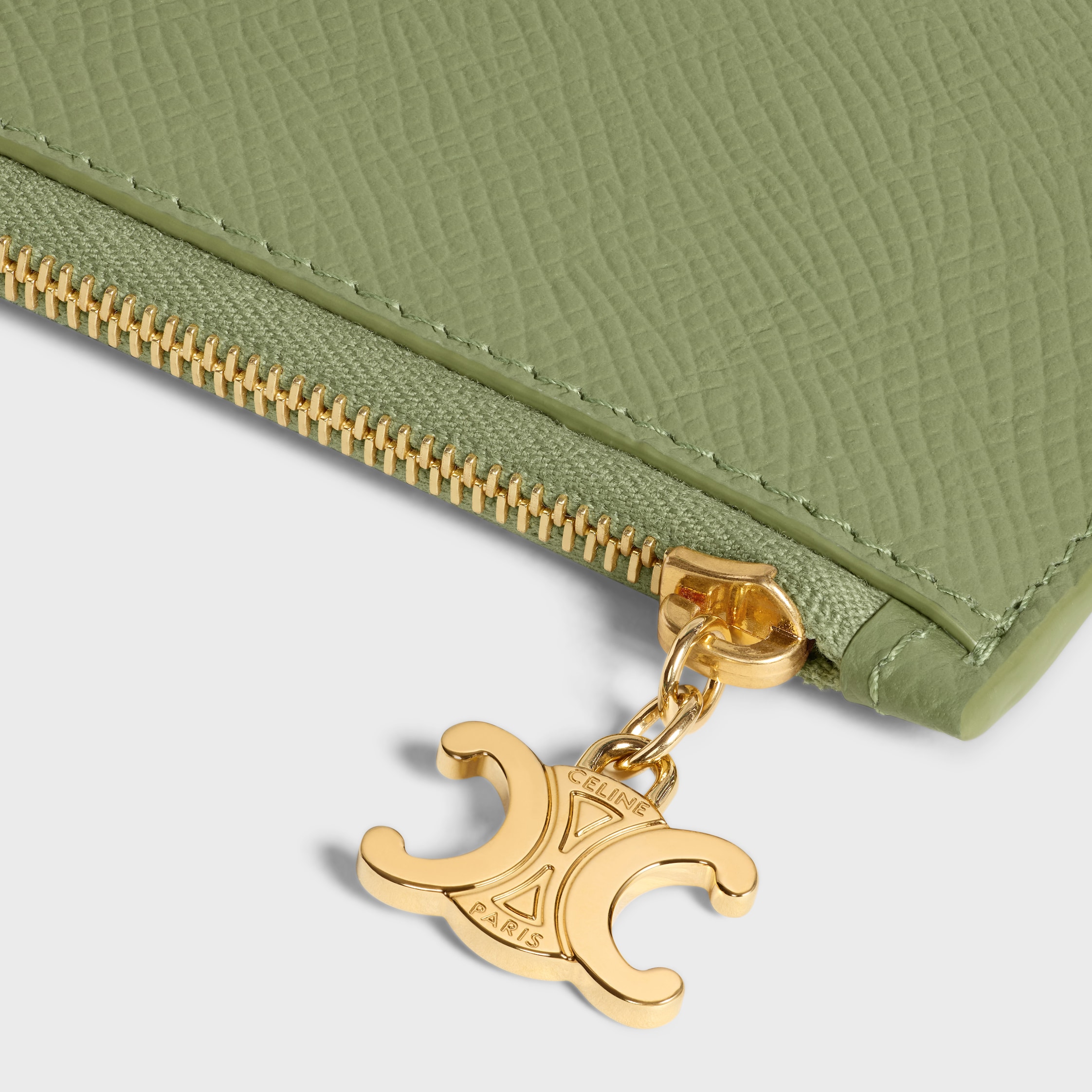 LONG ZIPPED CARD HOLDER IN GRAINED CALFSKIN - LIGHT KHAKI | CELINE