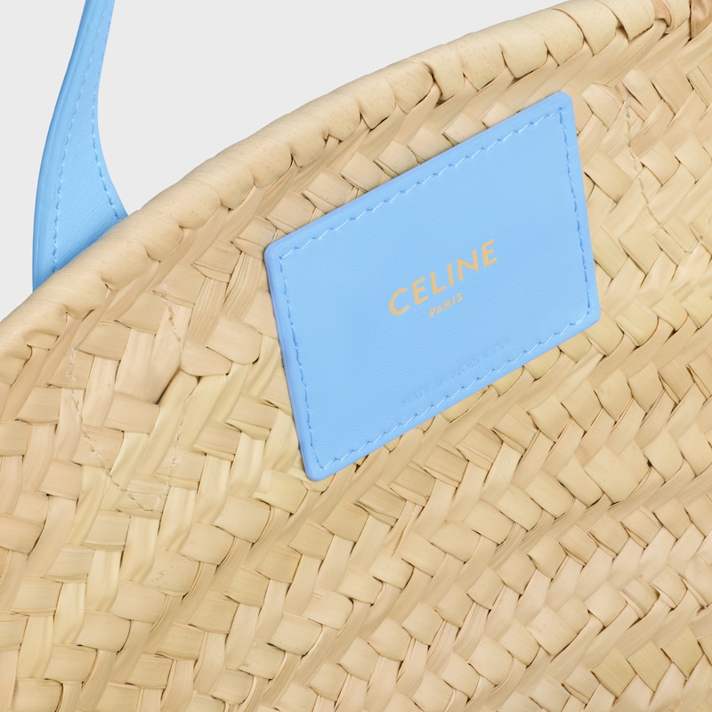 BOLSO PANIER TEEN TRIOMPHE DE HOJAS DE PALMA Y PIEL DE BECERRO - AZUL CIELO - NOVEDADES - 1 | CELINE