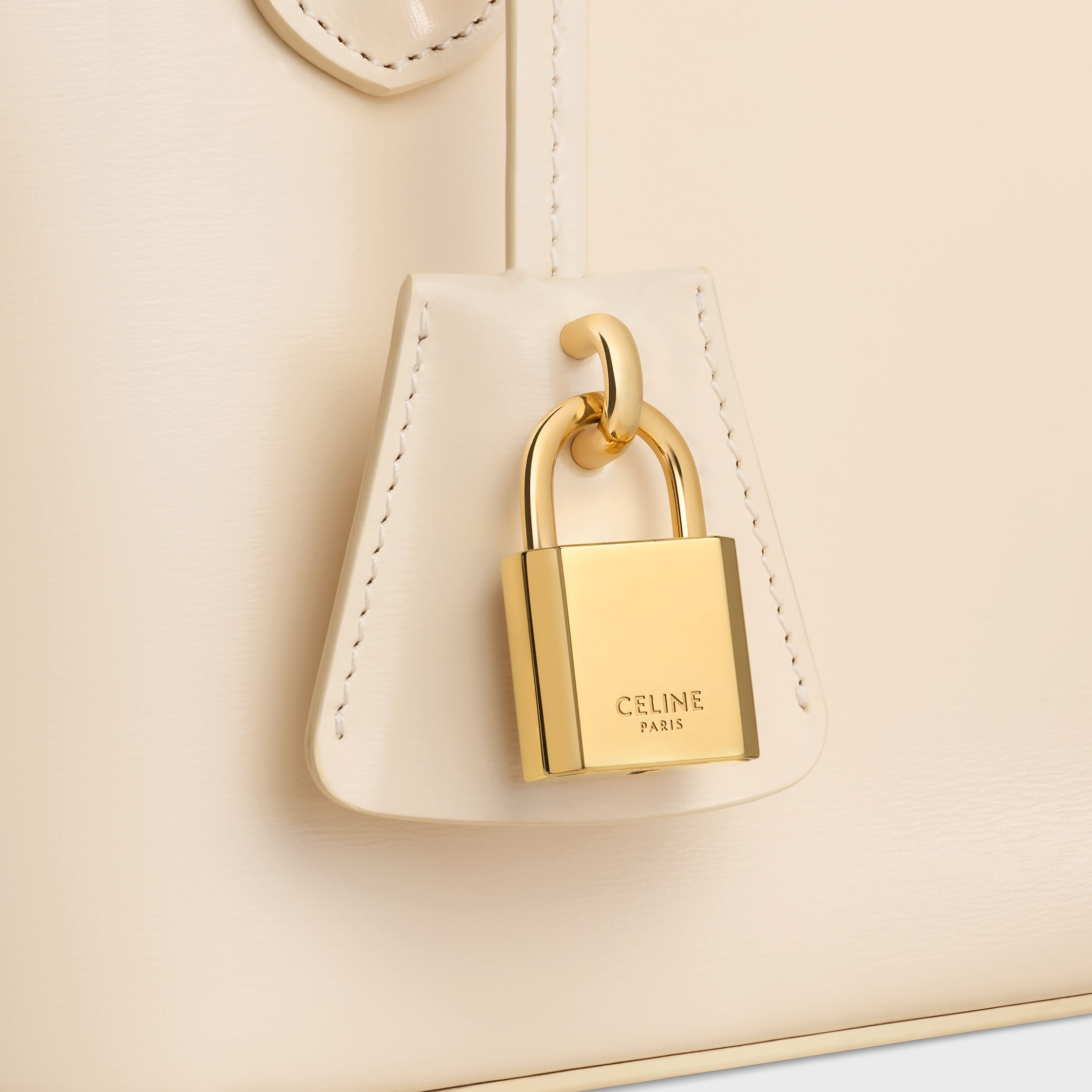 【関税&送料込】Celine Celine Teen Honorine Bag TEEN HONORINE BAG IN Triomphe Canvas and Calfskin - TAN | CELINE