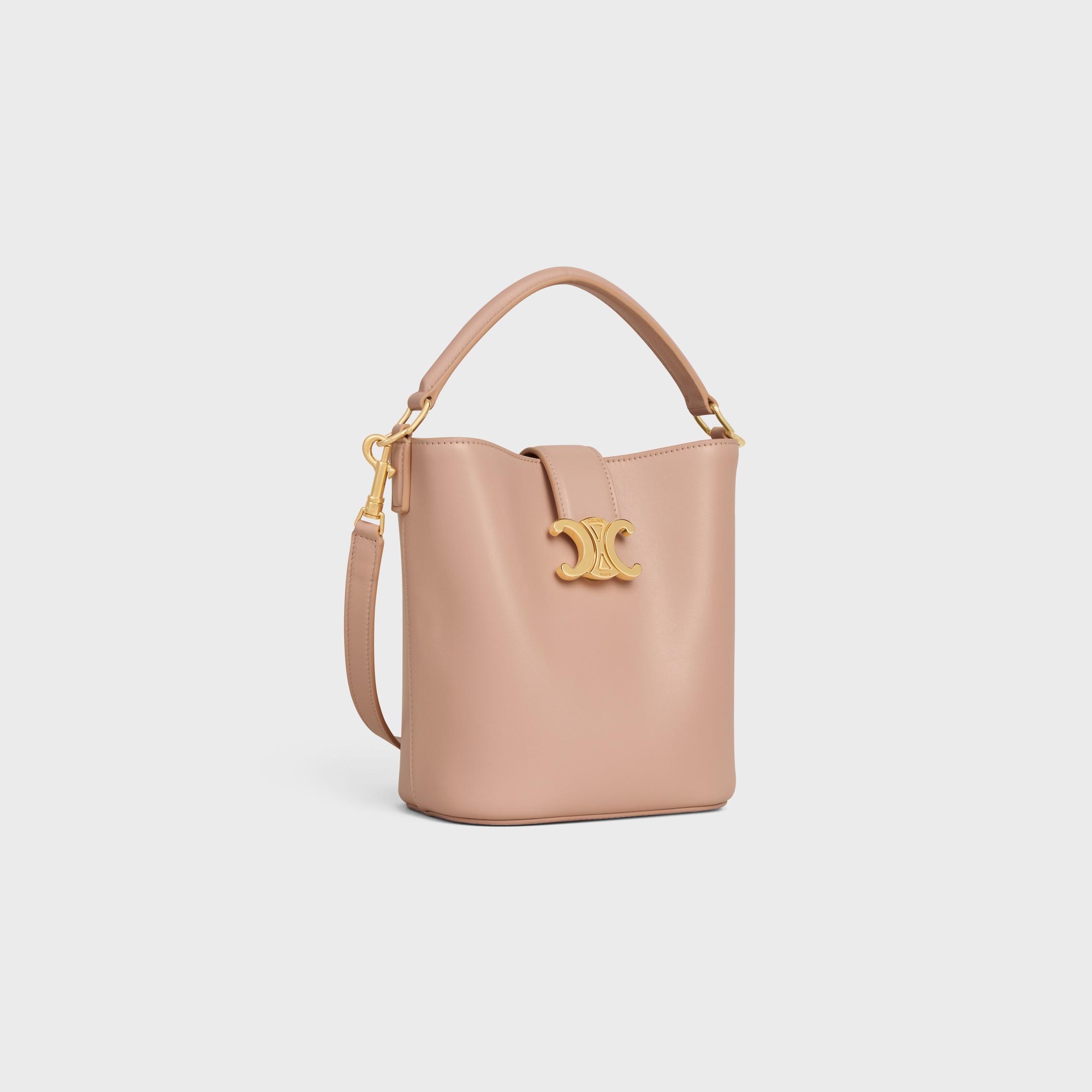 CELINE【入手困難】お洒落な★BUCKET LOUISE★ミディアム★全色 Celine Louise Triomphe Bucket Bag Medium