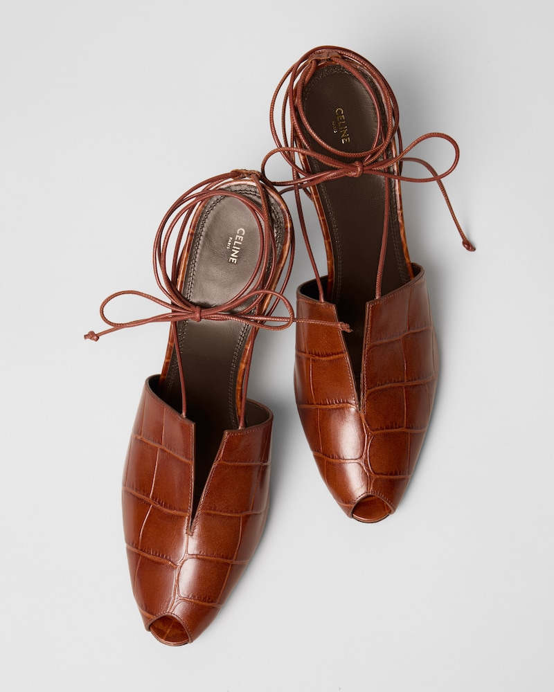 V-NECK SANDAL IN CROCODILE STAMPED CALFSKIN - BROWN -  - 1 | CELINE