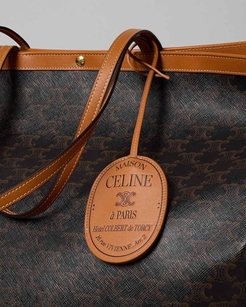 ACCESSOIRE DE SAC MEDAILLON  AGNEAU LISSE - MIEL - ACCESSOIRES - 1 | CELINE