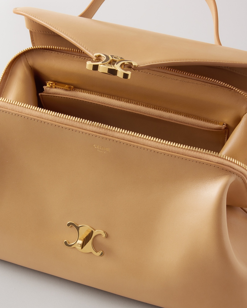 FLAIR IN SHINY CALFSKIN - LIGHT CUIR - Flair - 1 | CELINE