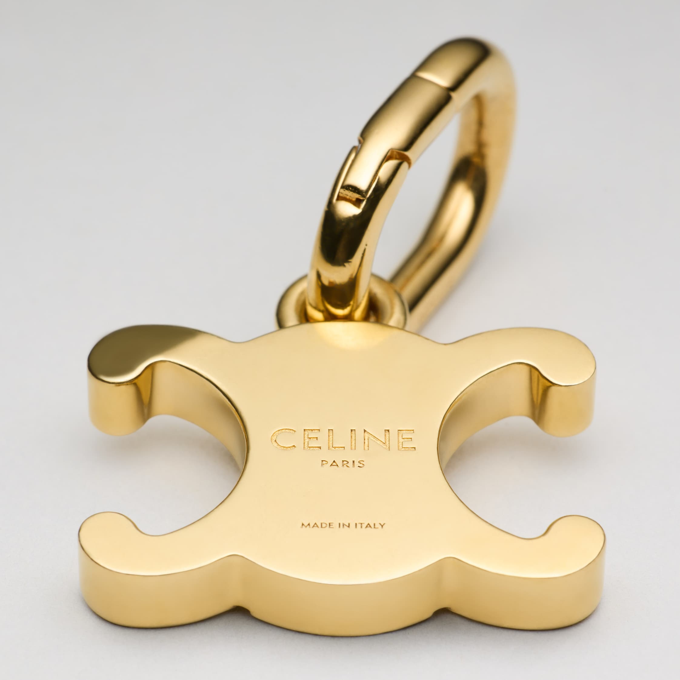 CELINE チャーム トリオンフ / ゴールドフィニッシュ ブラス