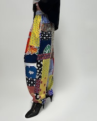 patchwork trousers IN silk - MULTICOLOR -  - 2 | CELINE