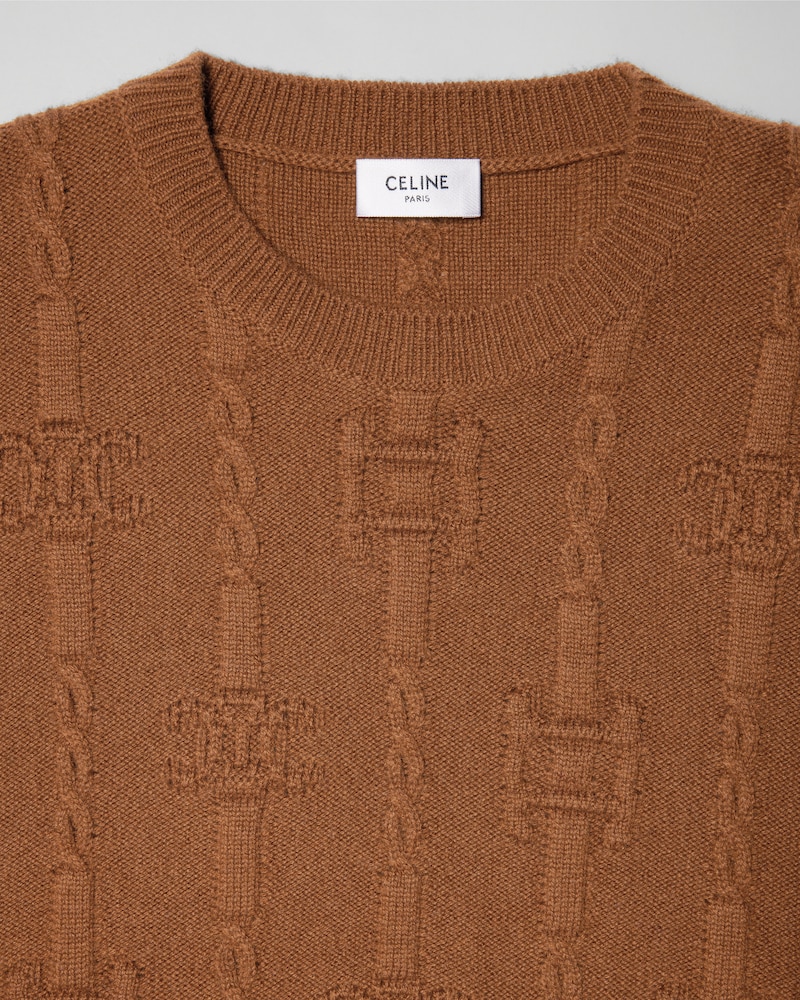 Oversize-Rundhalspullover aus Kaschmir mit Triomphe Ketten - ROST -  - 1 | CELINE