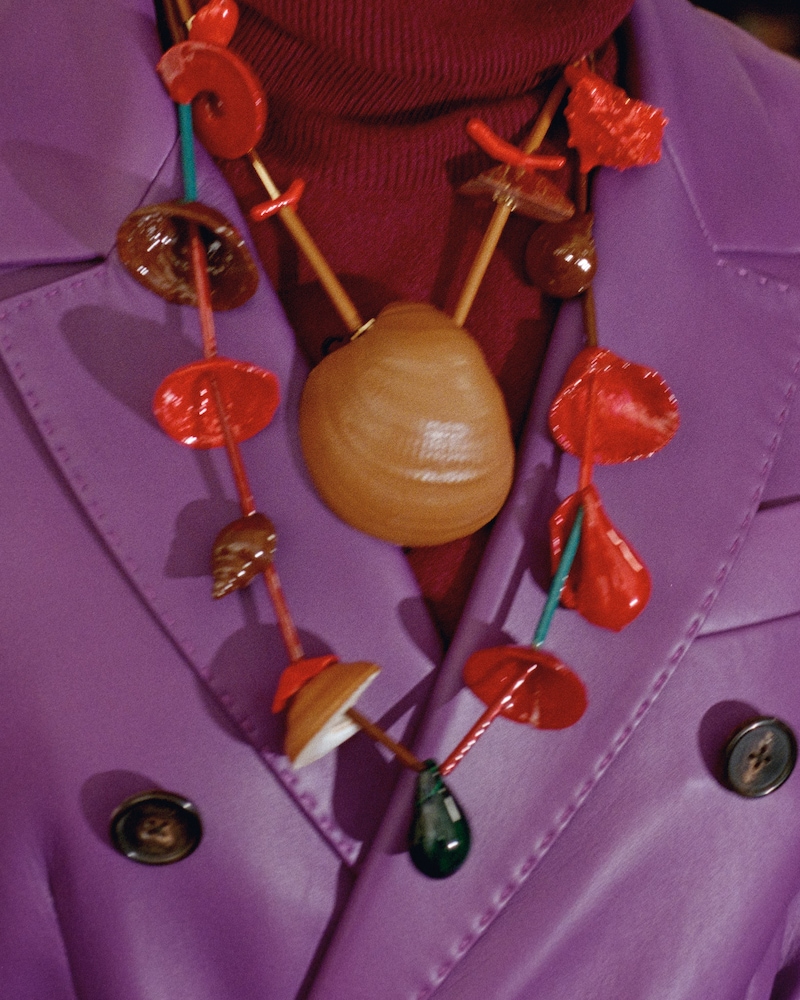 SHORT WASHASHORE NECKLACE - Gold / Tan / Red - NECKLACES - 1 | CELINE
