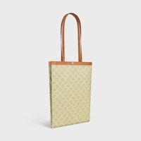 MEDIUM FLAT SHOPPER IN Triomphe Canvas - SANDCASTLE / SOFT LIME - SONGKRAN - 2 | CELINE