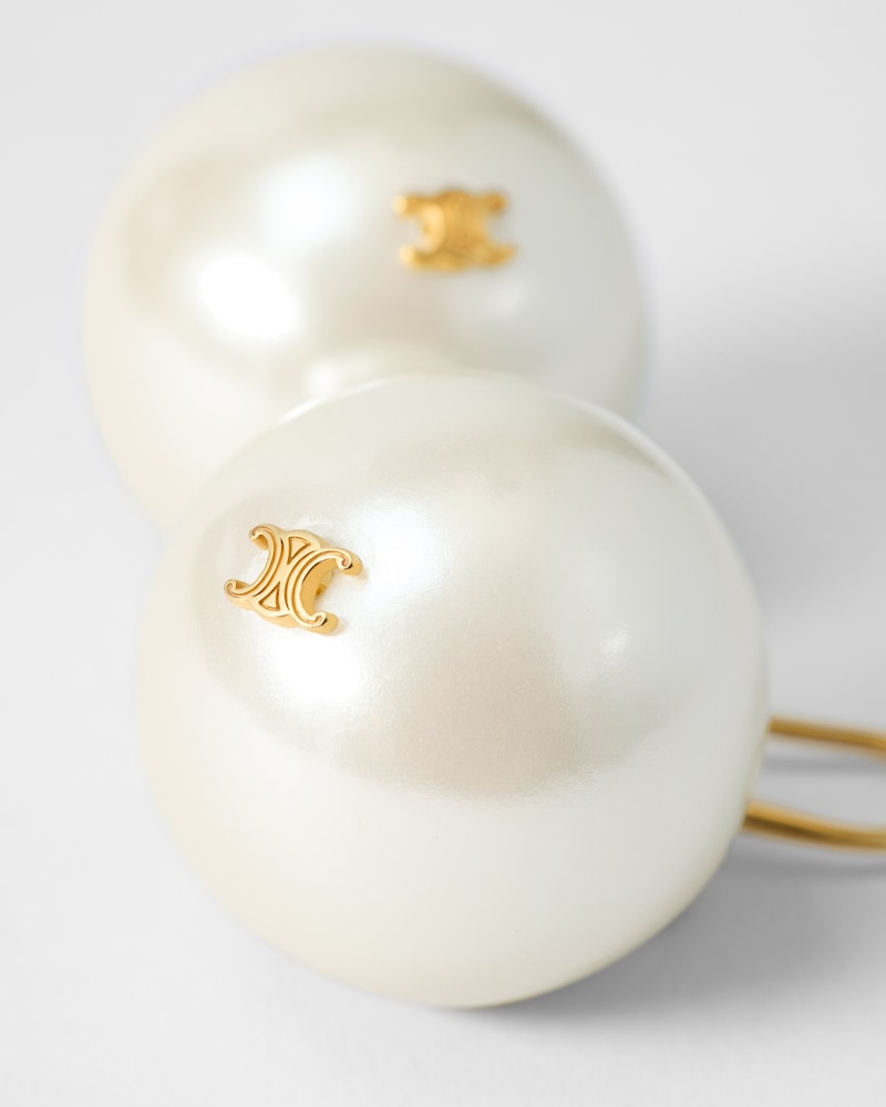 LES PERLES XL EARRINGS IN RESIN PEARL AND BRASS WITH GOLD FINISH - GOLD / IVORY - GIFTS FOR HER - 1 | CELINE