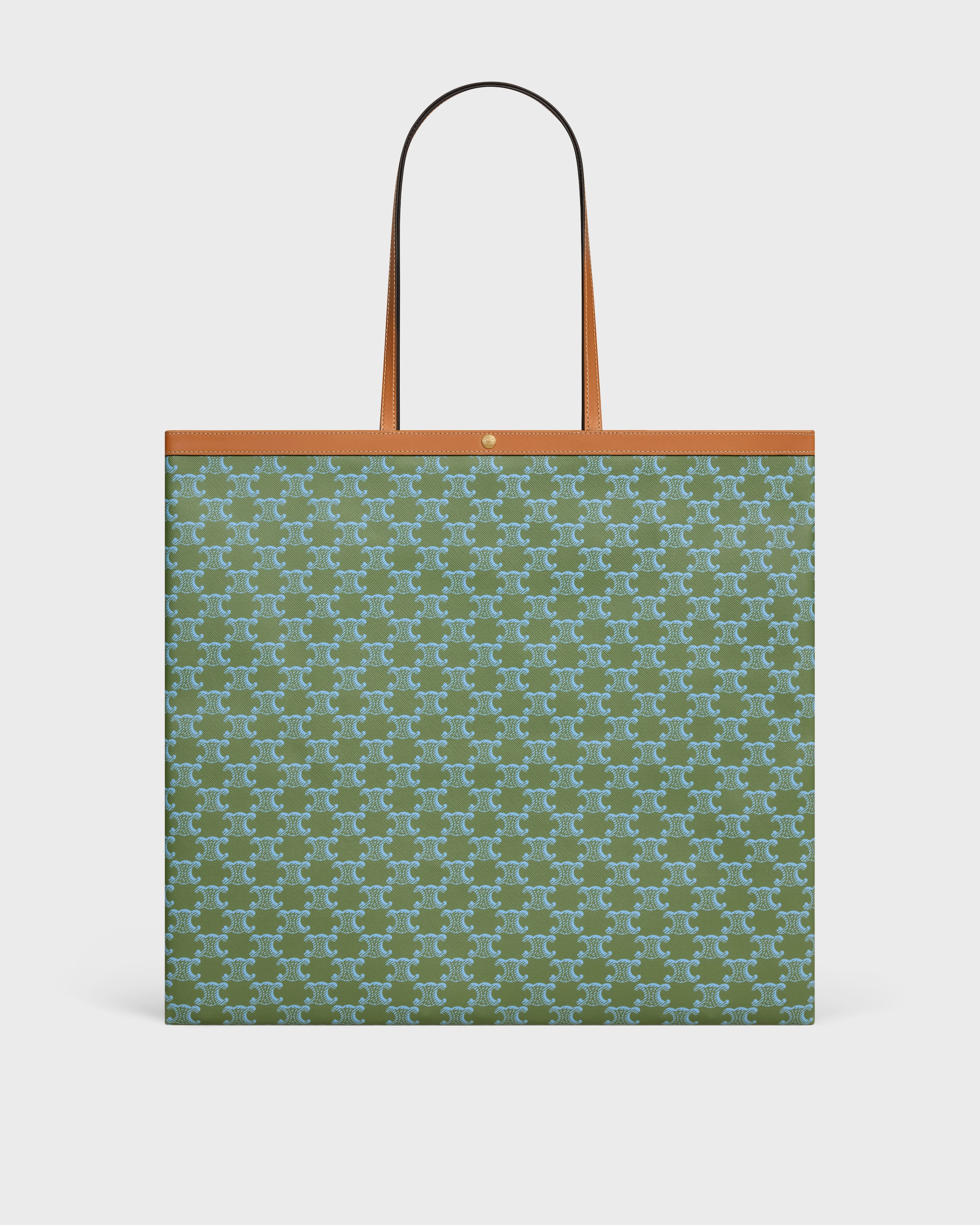 【極美品】 CELINE セリーヌ フラットショッパー /トリオンフキャンバス ラージ フラットショッパー / トリオンフキャンバス - ライトカーキ
