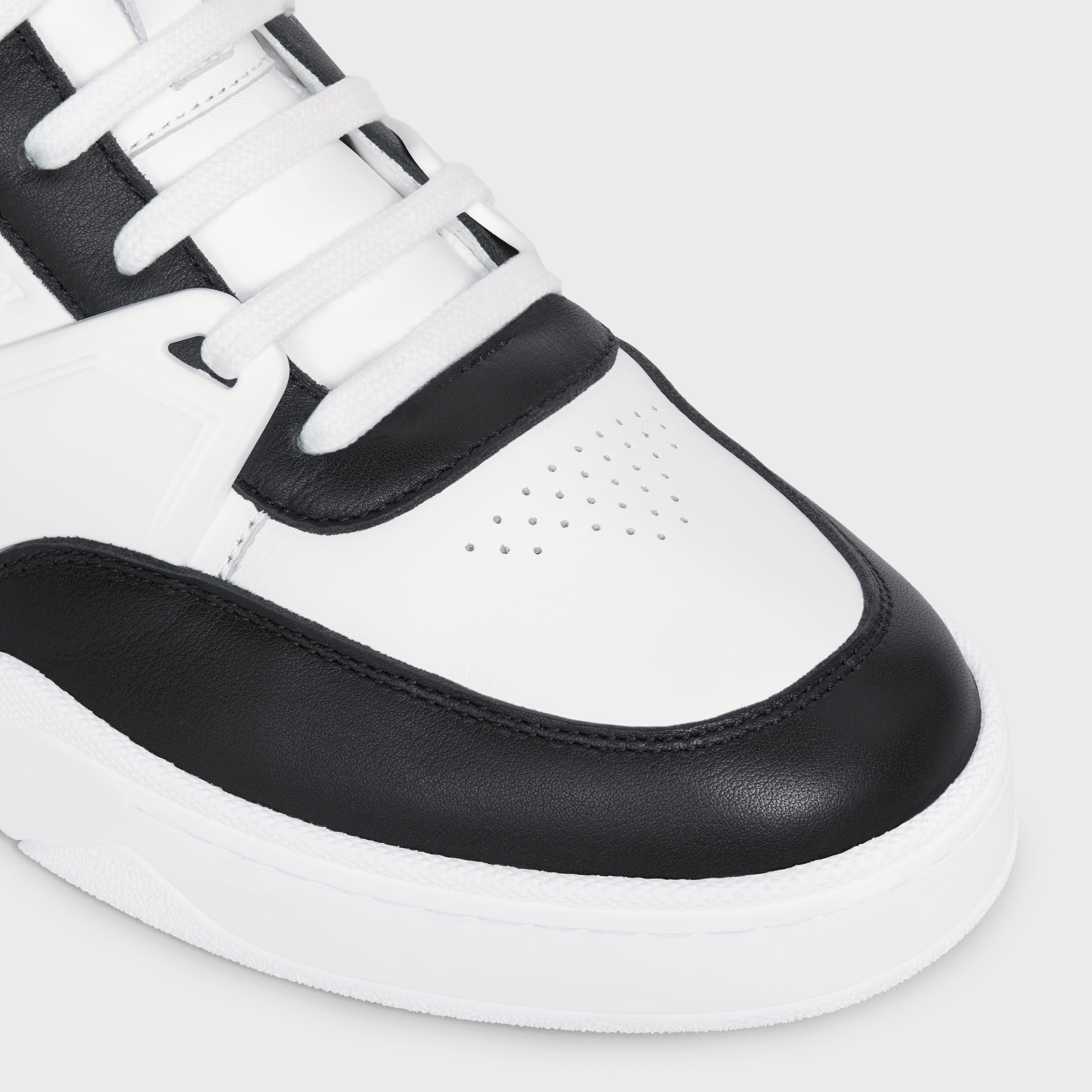 CELINE TRAINER CT-07 LOW LACE-UP SNEAKER in CALFSKIN - OPTIC WHITE