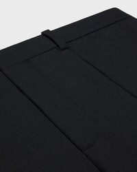 Schmale Hose AUS Stretch-Wollgabardine - SCHWARZ -  - 2 | CELINE