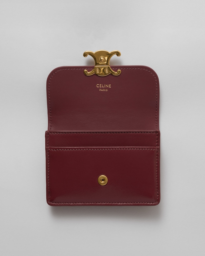 CARD HOLDER WITH FLAP TRIOMPHE IN GLOSSY LAMBSKIN - SYRAH - CARD HOLDERS - 1 | CELINE
