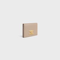 バイフォールド トリオンフ カードホルダー / シャイニーカーフスキン - サファリ - 新作 - 2 | CELINE