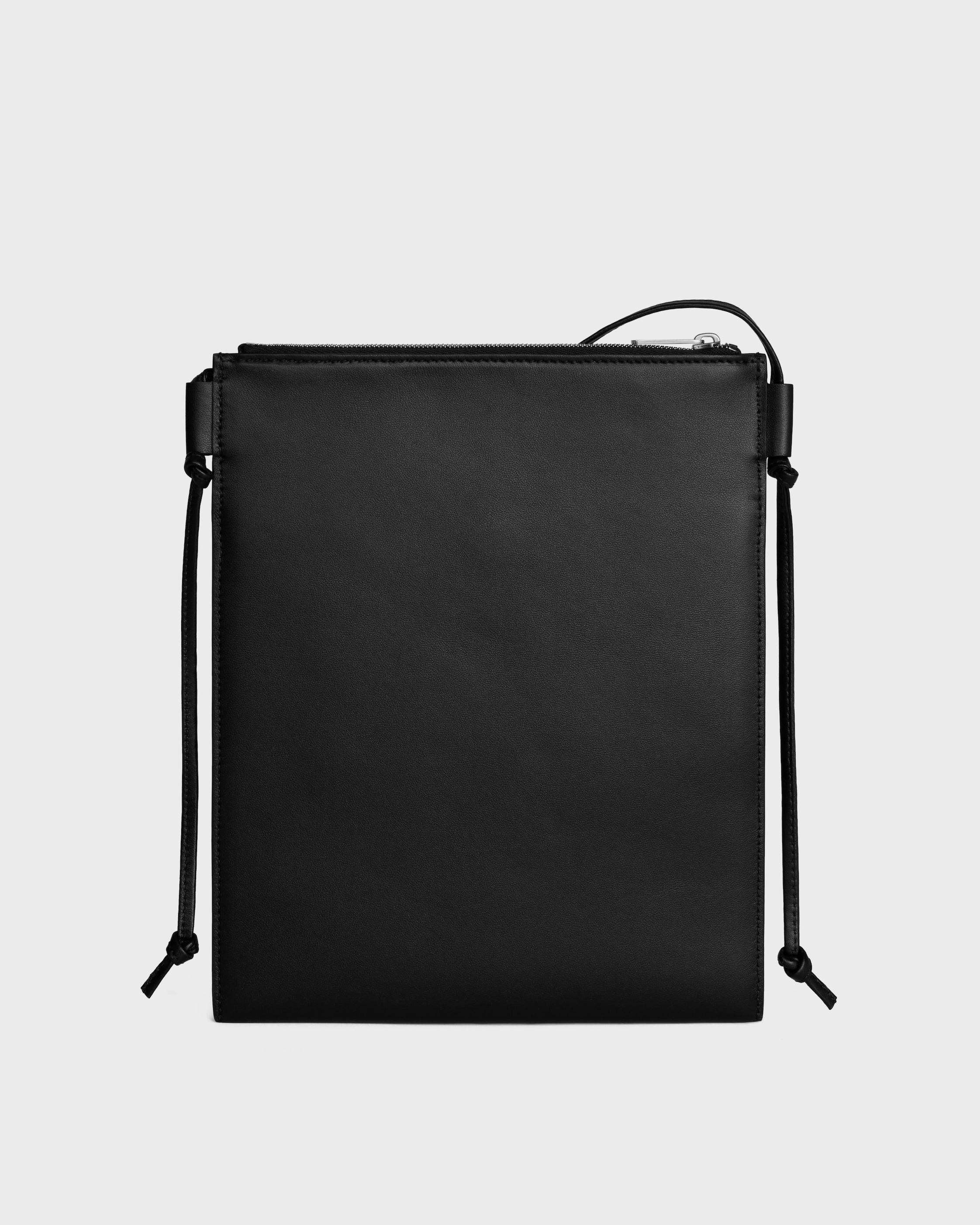 SHARP POUCH TAKE AWAY IN SMOOTH LAMBSKIN - BLACK | CELINE