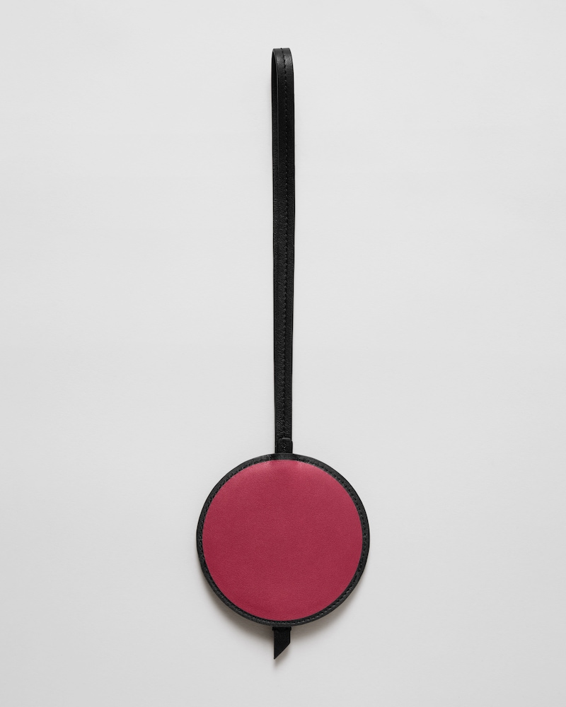 ACCESSOIRE DE SAC MIROIR AGNEAU LISSE - BURNT RED - ACCESSOIRES - 1 | CELINE