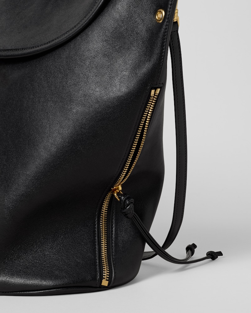 BUCKET SOFT TRIOMPHE IN SUPPLE SHINY LAMBSKIN - BLACK - ALL BAGS - 1 | CELINE