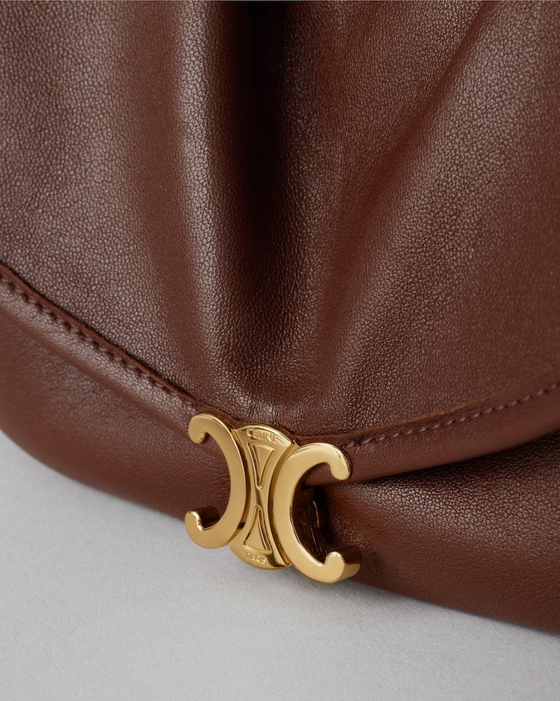 SOFT TRIOMPHE HALFMOON小号手袋 - 深棕色 - 新品 - 1 | CELINE