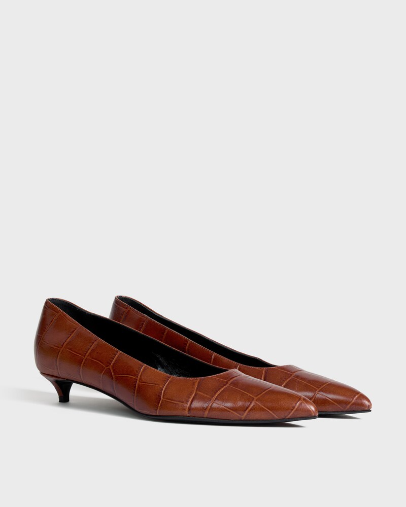 KITTEN PUMP IN CROCRODILE STAMPED CALFSKIN - BROWN -  - 1 | CELINE