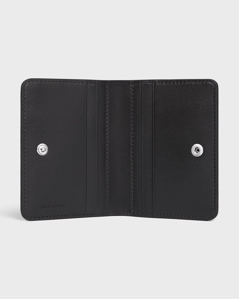 BI-FOLD CARD HOLDER IN Grained Calfskin - BLACK - CARD HOLDERS - 1 | CELINE