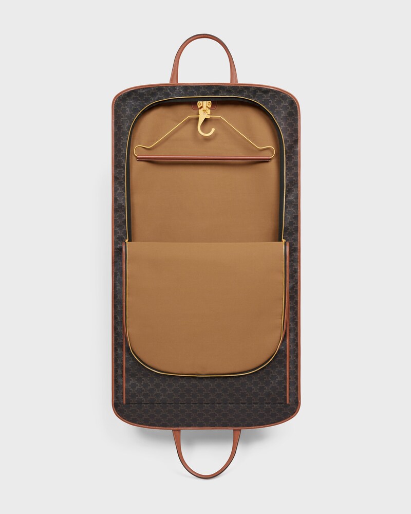 FUNDA PARA TRAJE DE LONA TRIOMPHE Y PIEL DE BECERRO - TOSTADO - GIFT FINDER - 1 | CELINE