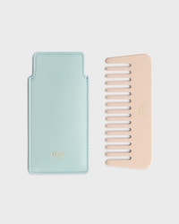 PEINE PEQUEÑO PARA EL CABELLO CON ESTUCHE DE PIEL DE BECERRO LISA - AZUL EMPOLVADO / MARFIL OSCURO - ACCESORIOS DE BELLEZA - 2 | CELINE