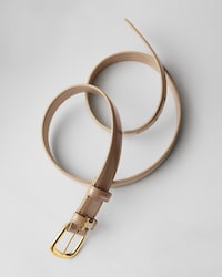 VIVIENNE BELT 25MM IN TAURILLON LEATHER WITH ENAMELLED TRIOMPHE - BROWN SEPIA / RICE -  - 2 | CELINE