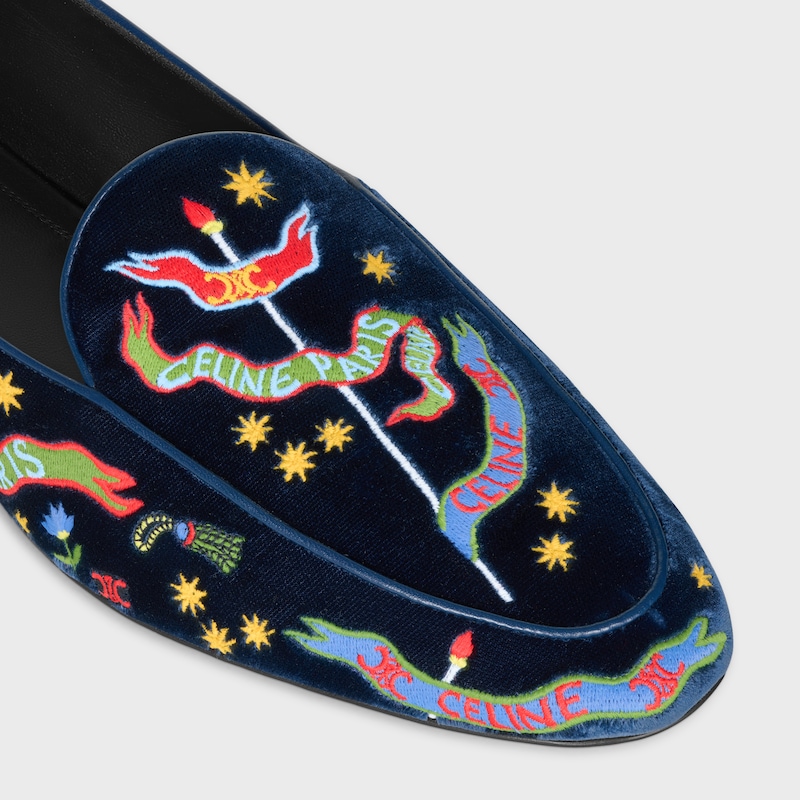MOCASSIN AURA EN VELOURS BROD&Eacute; MOTIF UNIVERSIT&Eacute; - BLEU NUIT -  - 1 | CELINE