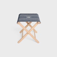 BEACH STOOL IN WOOD AND JACQUARD TEXTILE - BLUE / BEIGE - LIFESTYLE - 1 | CELINE