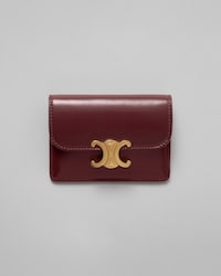 CARD HOLDER WITH FLAP TRIOMPHE IN GLOSSY LAMBSKIN - SYRAH - CARD HOLDERS - 1 | CELINE