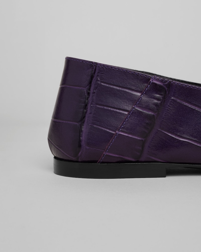 AURA SLIPPER IN CROC-STAMPED LEATHER - PURPLE -  - 1 | CELINE