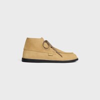 BOTA CHUKKA SIROCCO EM CAMURÇA DE BEZERRO - STONE BEIGE -  - 1 | CELINE