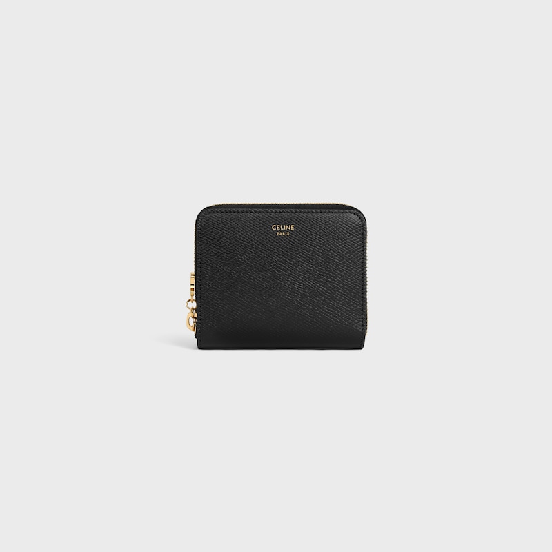 Small Zipped Wallet TRIOMPHE CHARMS IN GRAINED CALFSKIN - BLACK - WALLETS - 1 | CELINE