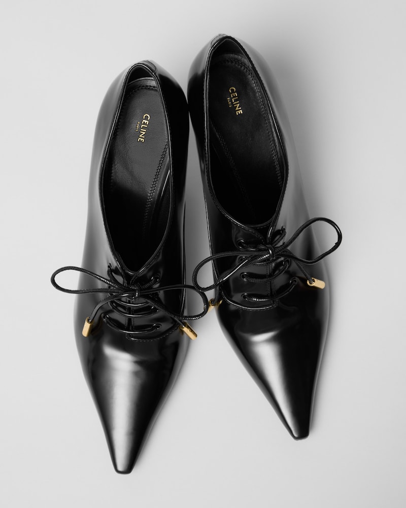 SHARP LACE-UP PUMP IN GLOSSY CALFSKIN - BLACK -  - 1 | CELINE