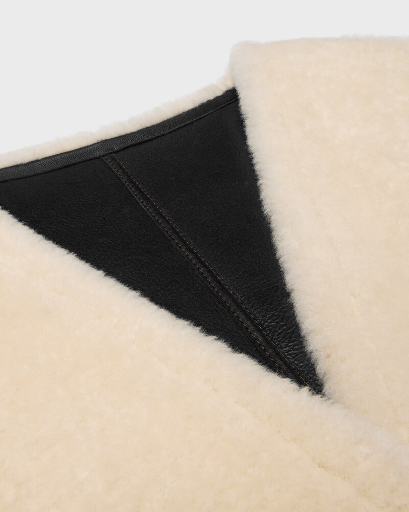 manteau long agneau shearling - CREAM / BLACK -  - 1 | CELINE