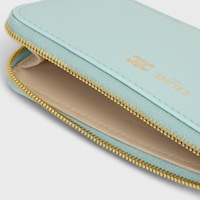 PORTE-CARTES LONG ZIPPé VEAU SOUPLE GRAINé - BLEU POUDRE / IVOIRE - NOUVEAUTÉS - 2 | CELINE