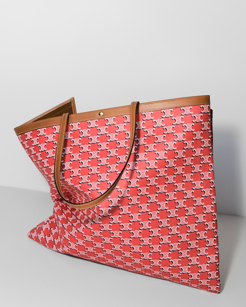BOLSO SHOPPER GRANDE CON SOLAPA DE LONA TRIOMPHE - ROJO/NEGRO/BLANCO - REGALOS PARA ELLA - 1 | CELINE