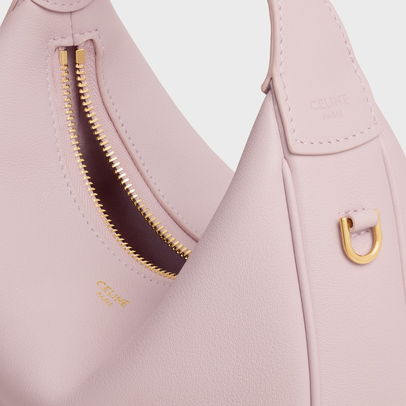 TEEN LULU CELINE DE PIEL DE BECERRO CON TEXTURA GRANULADA - ROSA BLANQUECINO - NUEVA COLECCIÓN - 1 | CELINE