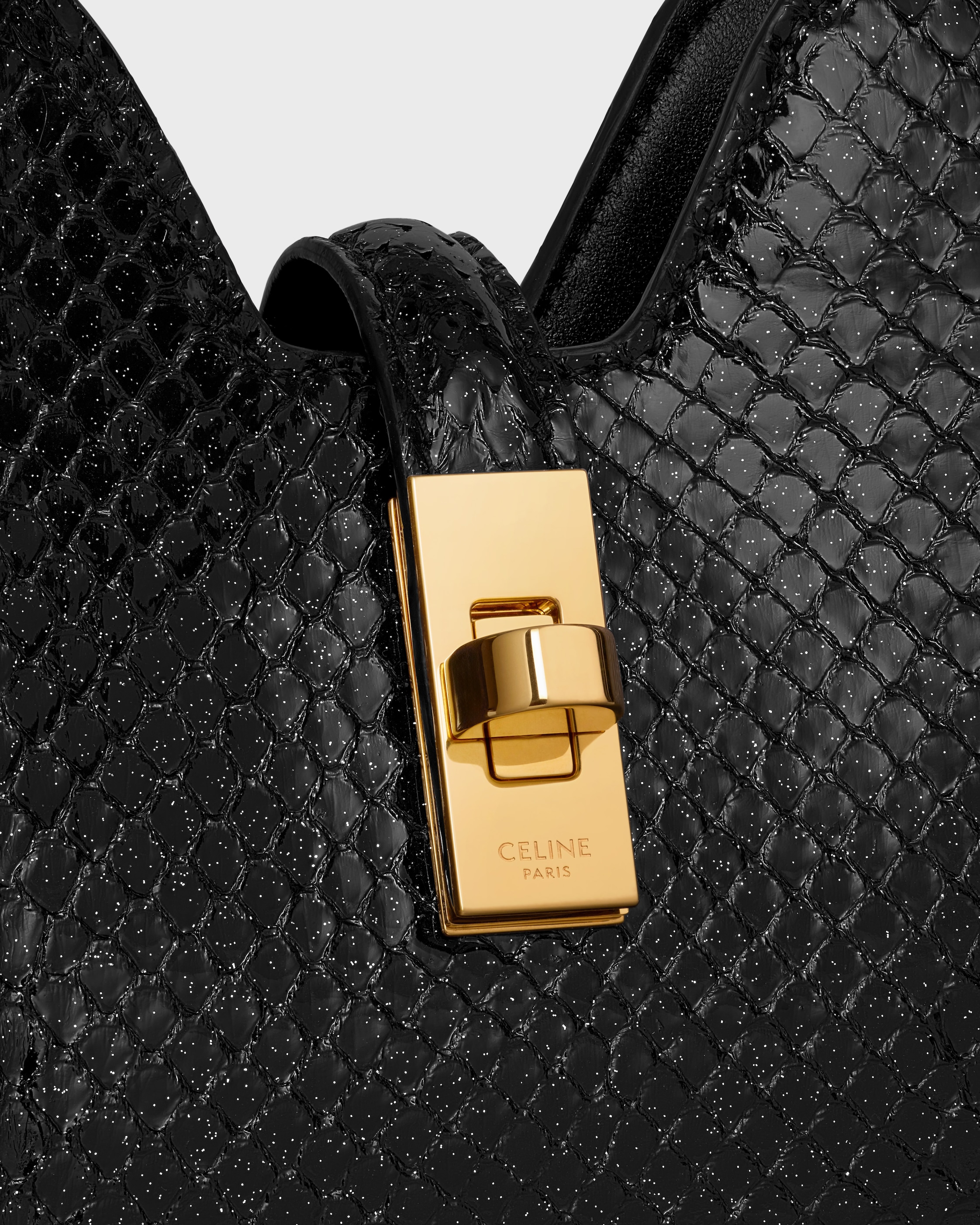 temte(⁠◕⁠ᴗ⁠◕⁠✿⁠です❗️ 新品未使用❗️CELINEシルク混 SHOULDER CAMILLE 16 SOFT IN PYTHON GLITTER - BLACK GLITTER | CELINE