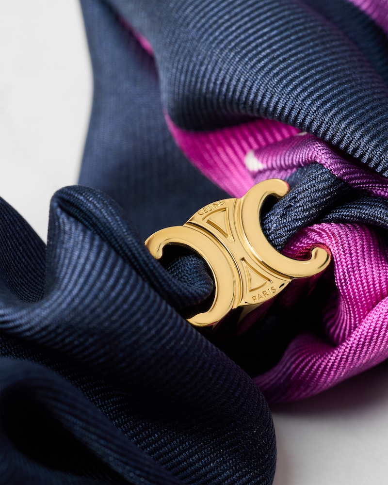 WEAVED RIBBONS SCRUNCHY IN SILK AND BRASS WITH GOLD FINISH - INK BLUE / MAGENTA - HAIR ACCESSORIES - 1 | CELINE