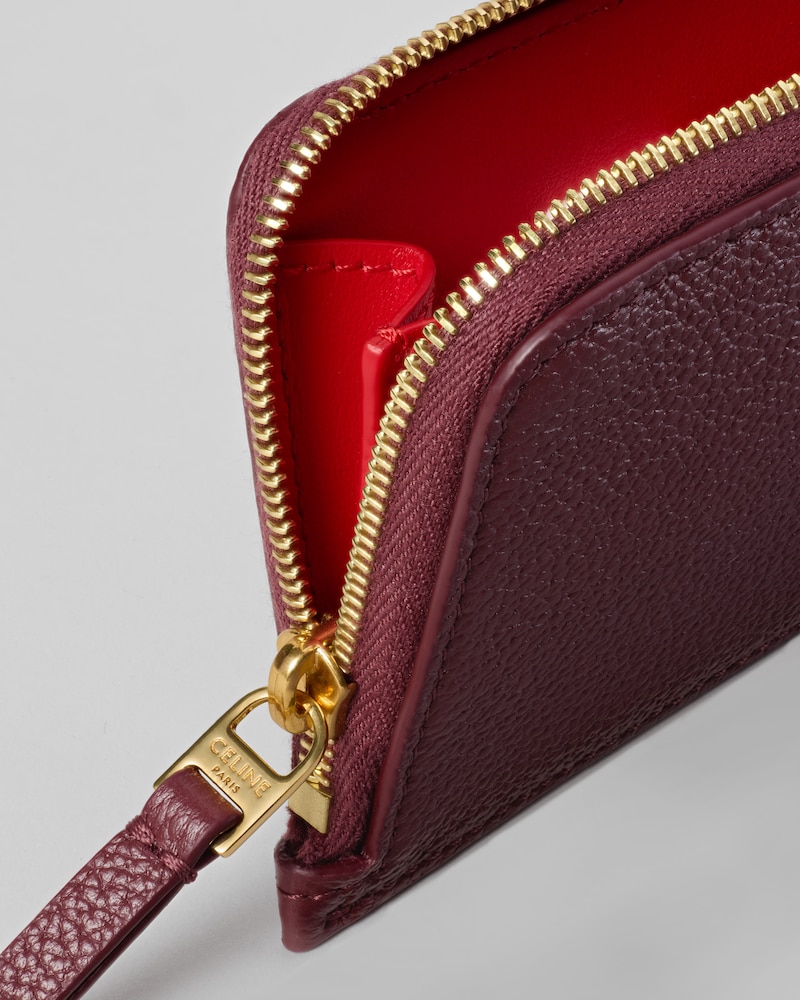 LONG ZIPPED CARD HOLDER IN GRAINED SUPPLE CALFSKIN - SYRAH / ULTRA RED - CARD HOLDERS - 1 | CELINE